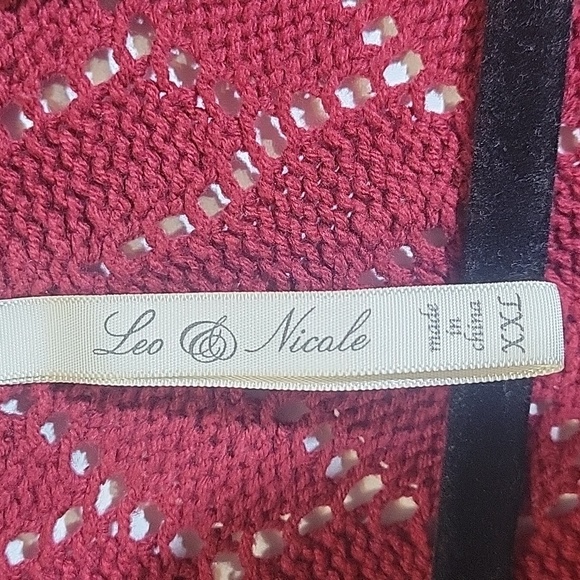 Leo & Nicole Burgundy Cardigan Size XXL - Picture 2 of 7